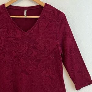 🔴 White Stag | Burgundy Fitted Blouse